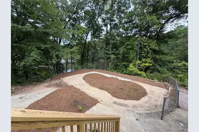 98 Kettlewood Drive SW, Lilburn, GA 30047 - Photo 37