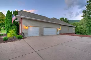 4165 Asheland Cove Dr, Young Harris, GA 30582 - Photo 15