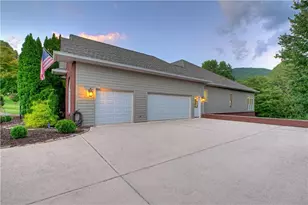 4165 Asheland Cove Dr, Young Harris, GA 30582 - Photo 65