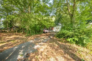1039 Worley Dr, Marietta, GA 30066 - Photo 15