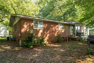 1039 Worley Dr, Marietta, GA 30066 - Photo 1