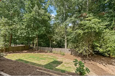 625 Kingsport Drive, Roswell, GA 30076 - Photo 11