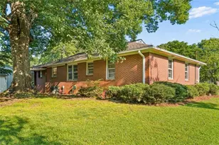 640 Kennesaw Dr SE, Smyrna, GA 30080 - Photo 19