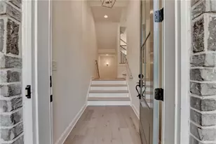 1701 Kenstone Walk, Dunwoody, GA 30338 - Photo 23