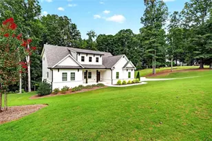 727 Old Collins Rd, Hoschton, GA 30548 - Photo 3