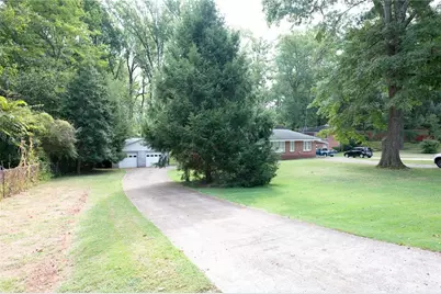 529 Lovejoy Street SE, Marietta, GA 30008 - Photo 5
