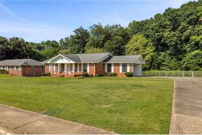 6125 Phillips Drive, Morrow, GA 30260 - Photo 3