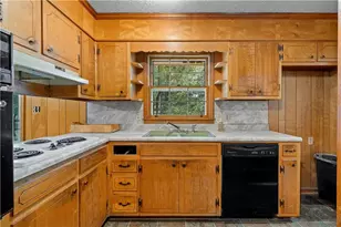 1311 Mary Dale Dr SW, Lilburn, GA 30047 - Photo 9