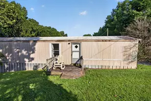 357 E Second Street E, Blue Ridge, GA 30513 - Photo 3