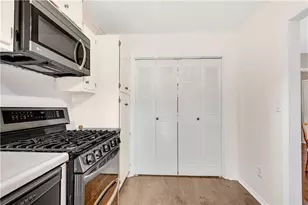 605 Dunbar Dr, Atlanta, GA 30338 - Photo 11