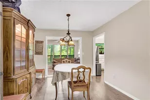 605 Dunbar Dr, Atlanta, GA 30338 - Photo 7