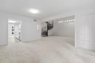 3229 Clairmont N NE, Atlanta, GA 30329 - Photo 9