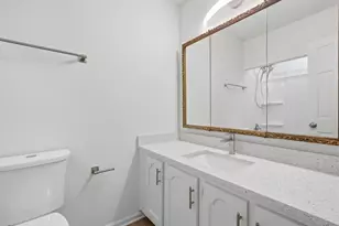 3229 Clairmont N NE, Atlanta, GA 30329 - Photo 19