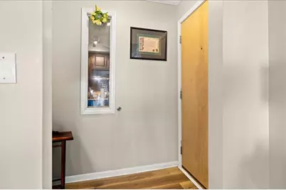 6851 Roswell Road #M5, Sandy Springs, GA 30328 - Photo 3