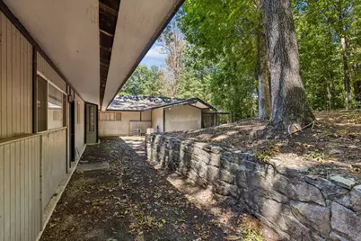 1510 W Wesley Road NW, Atlanta, GA 30327 - Photo 11