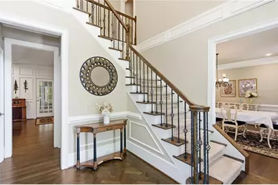 2685 Braffington Court, Sandy Springs, GA 30350 - Photo 3
