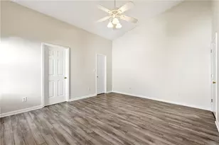 1321 Log Cabin Ln, Lawrenceville, GA 30045 - Photo 33
