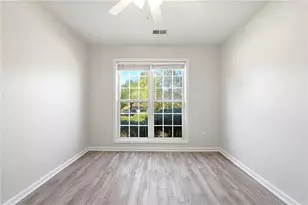 1321 Log Cabin Ln, Lawrenceville, GA 30045 - Photo 25