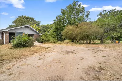 1031 Second Street, Bishop, GA 30621 - Photo 3