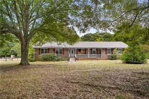 1031 2nd St, Bishop, GA 30621 - Photo 1