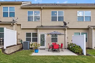 3123 Haynes Park Dr, Lithonia, GA 30038 - Photo 3
