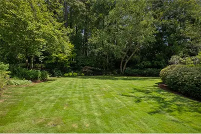 3990 E Brookhaven Drive NE, Atlanta, GA 30319 - Photo 7