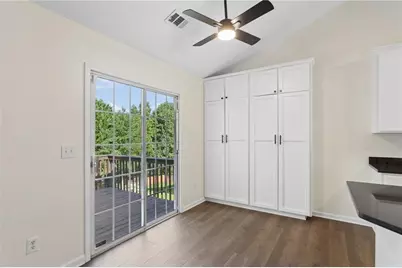3139 Brookeview Lane NW, Kennesaw, GA 30152 - Photo 9