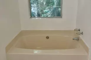 743 Kilkenny Cir, Lithonia, GA 30058 - Photo 9