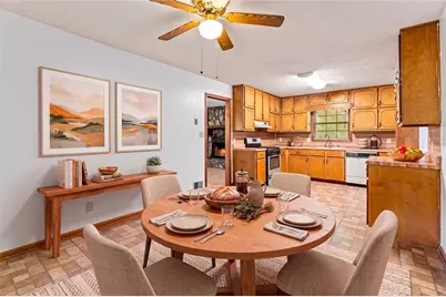 212 Farmbrook Parkway E, Stockbridge, GA 30281 - Photo 5