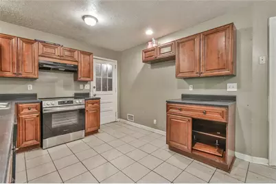 625 Long Circle NW, Lawrenceville, GA 30044 - Photo 11