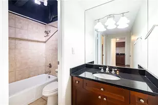2479 Peachtree Rd NE, Atlanta, GA 30305 - Photo 21
