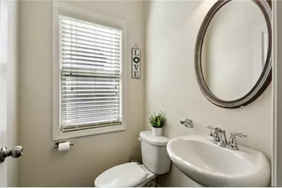 7395 Glisten Avenue, Sandy Springs, GA 30328 - Photo 9