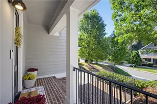 1090 Mendell Cir NE, Atlanta, GA 30319 - Photo 5