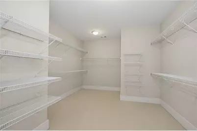 1090 Mendell Circle NE, Atlanta, GA 30319 - Photo 29