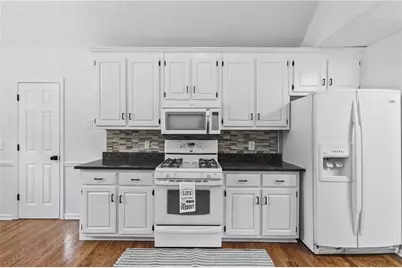 8260 Stonebrook Court, Cumming, GA 30040 - Photo 15