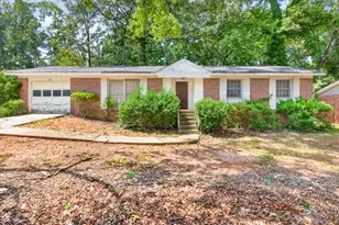 526 Stonewood Dr, Stone Mountain, GA 30087 - Photo 1