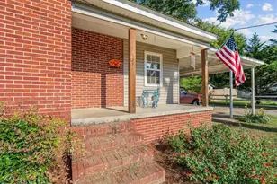 137 Oak St, Summerville, GA 30747 - Photo 3