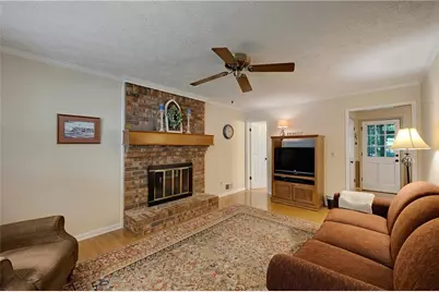 2513 Trent Drive, Marietta, GA 30066 - Photo 9