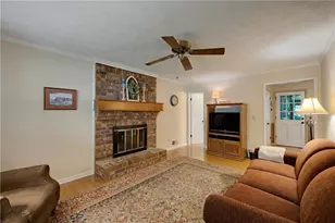 2513 Trent Dr, Marietta, GA 30066 - Photo 9