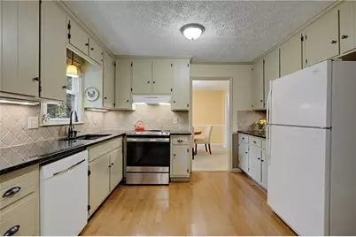 2513 Trent Drive, Marietta, GA 30066 - Photo 13