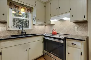 2513 Trent Dr, Marietta, GA 30066 - Photo 15