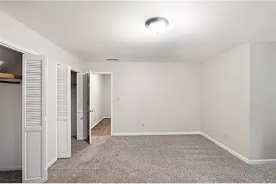 4927 Castlewood Drive SW, Lilburn, GA 30047 - Photo 31