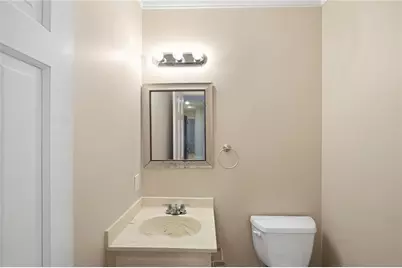 4927 Castlewood Drive SW, Lilburn, GA 30047 - Photo 33