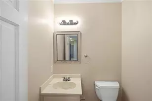 4927 Castlewood Dr SW, Lilburn, GA 30047 - Photo 33