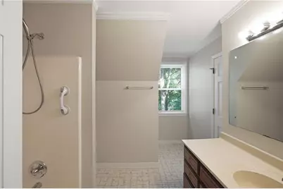 4927 Castlewood Drive SW, Lilburn, GA 30047 - Photo 39