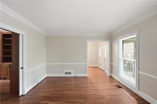 4927 Castlewood Dr SW, Lilburn, GA 30047 - Photo 21