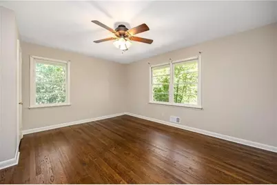 535 Valley Lane, Atlanta, GA 30328 - Photo 15