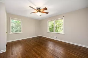 535 Valley Ln, Atlanta, GA 30328 - Photo 15