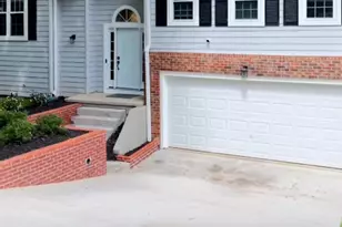 4281 Meadow Dr, Duluth, GA 30096 - Photo 3