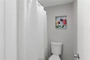 4281 Meadow Dr, Duluth, GA 30096 - Photo 35